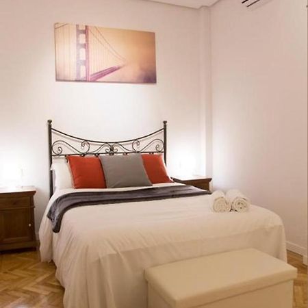 Un Elegante Piso Para Descubrir Madri Exterior foto