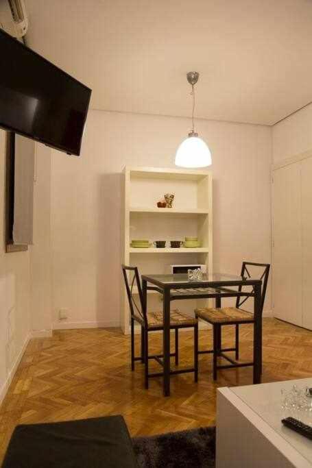 Un Elegante Piso Para Descubrir Madri Exterior foto