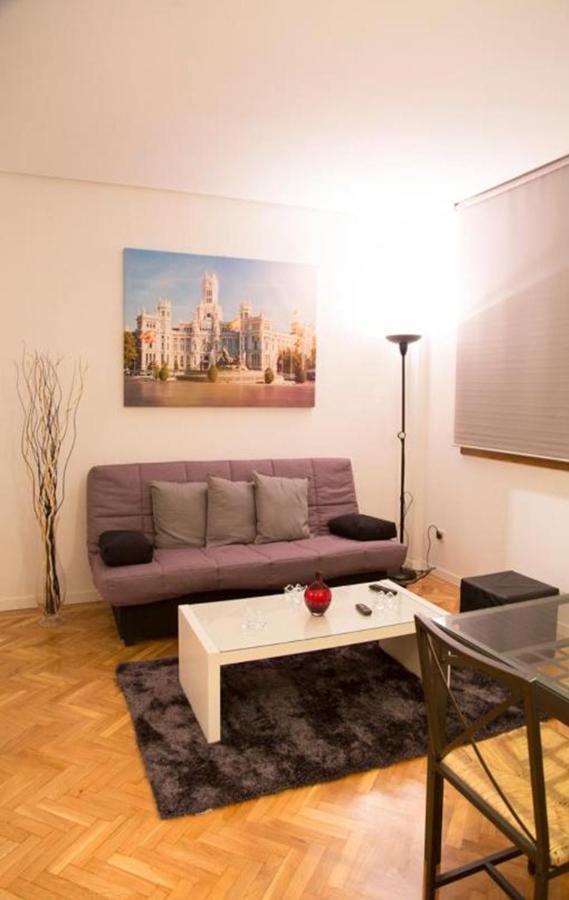Un Elegante Piso Para Descubrir Madri Exterior foto