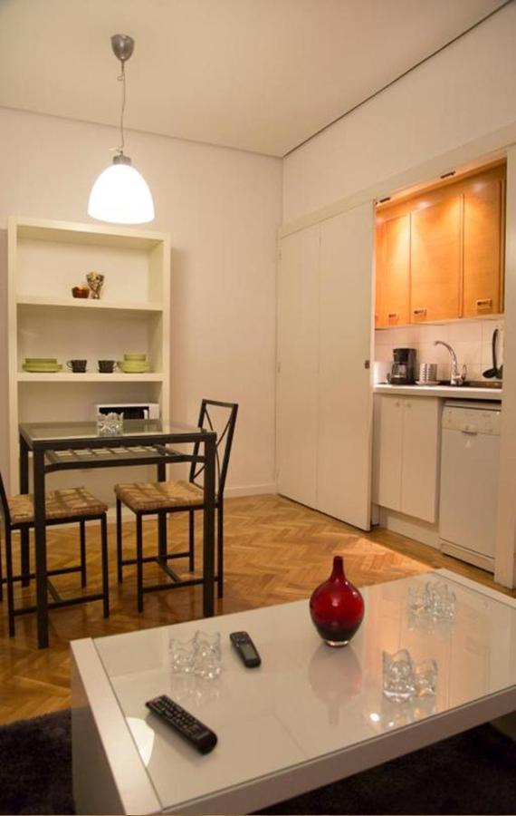 Un Elegante Piso Para Descubrir Madri Exterior foto